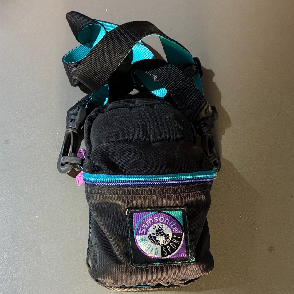Y2K Samsonite Black and Teal Belt Bag